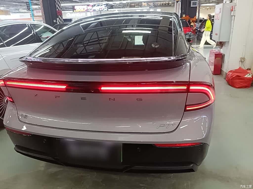 Xpeng P7, 2025 6