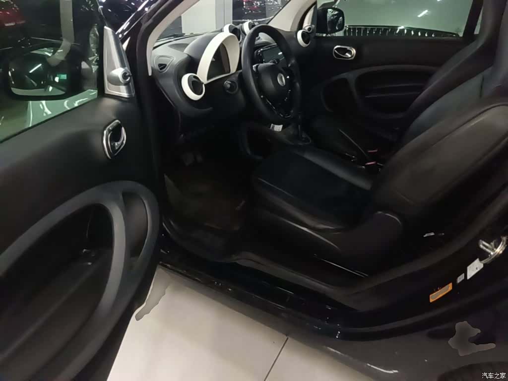 Smart Fortwo, 2015 16