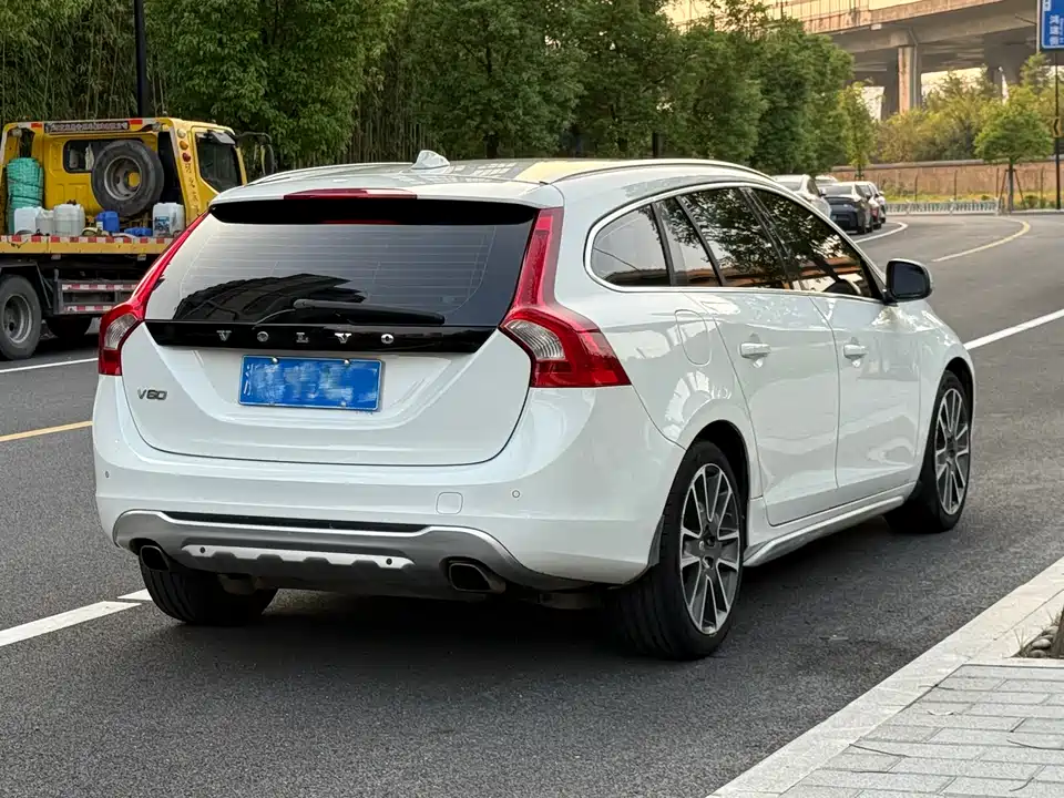 Volvo V60