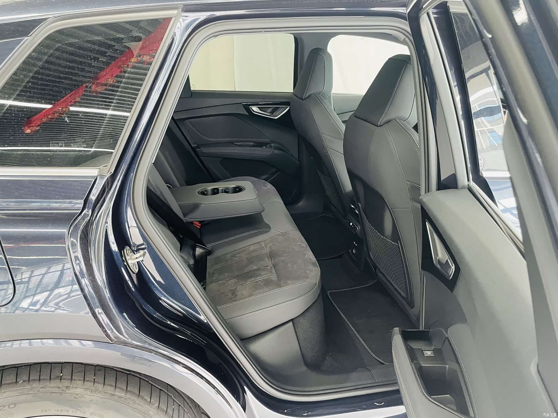Audi Q4 e-tron, 2023 12