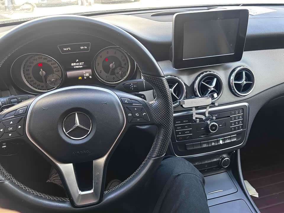 Mercedes-Benz GLA