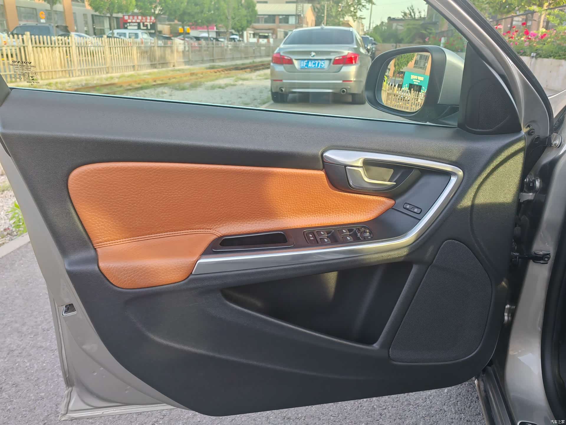 Volvo V60, 2013 9