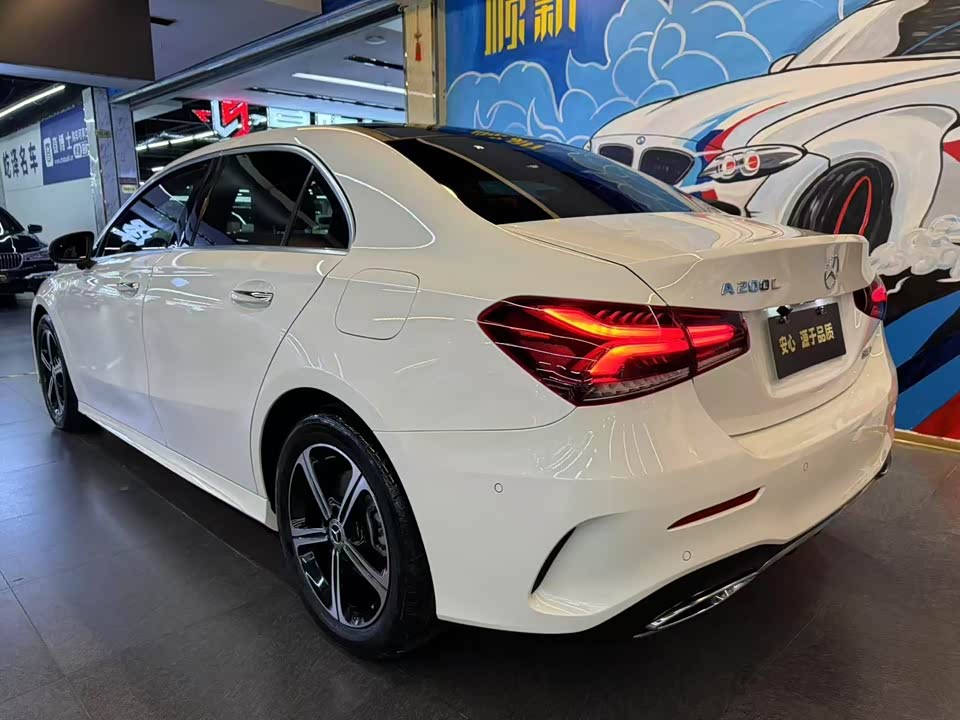 Mercedes-Benz Class A Mercedes-Benz Class A