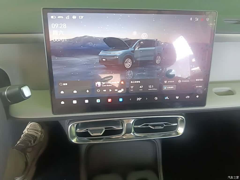 Leapmotor B10, 2025 13