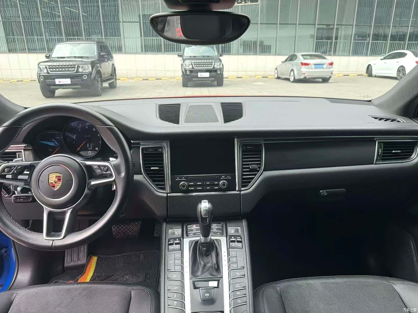 Porsche Macan, 2017 все фото
