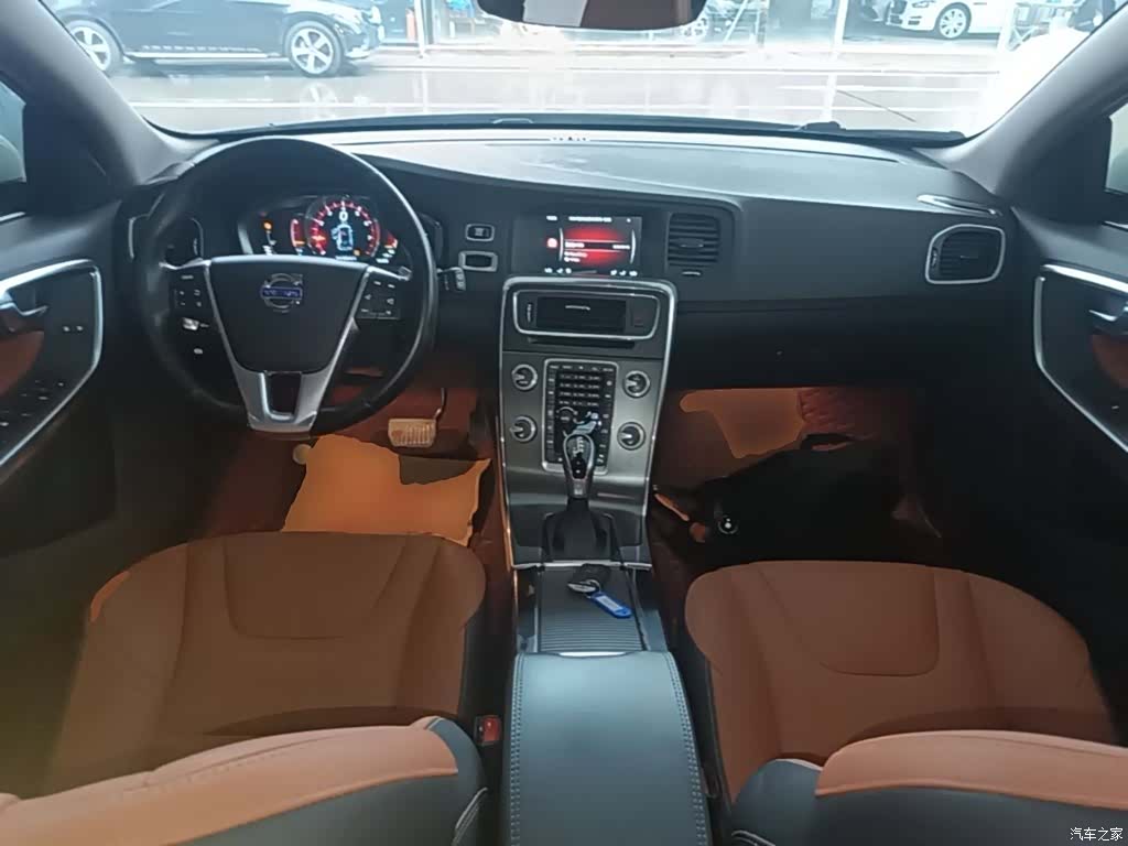 Volvo V60, 2016 10