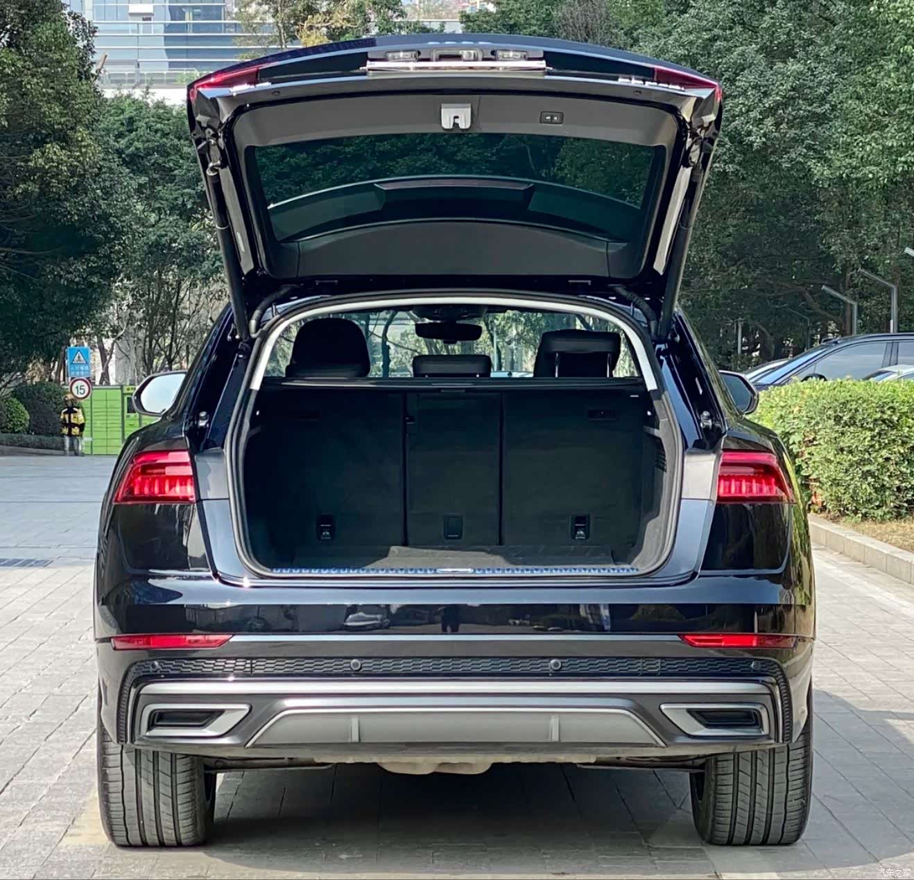 Audi Q8, 2021 17