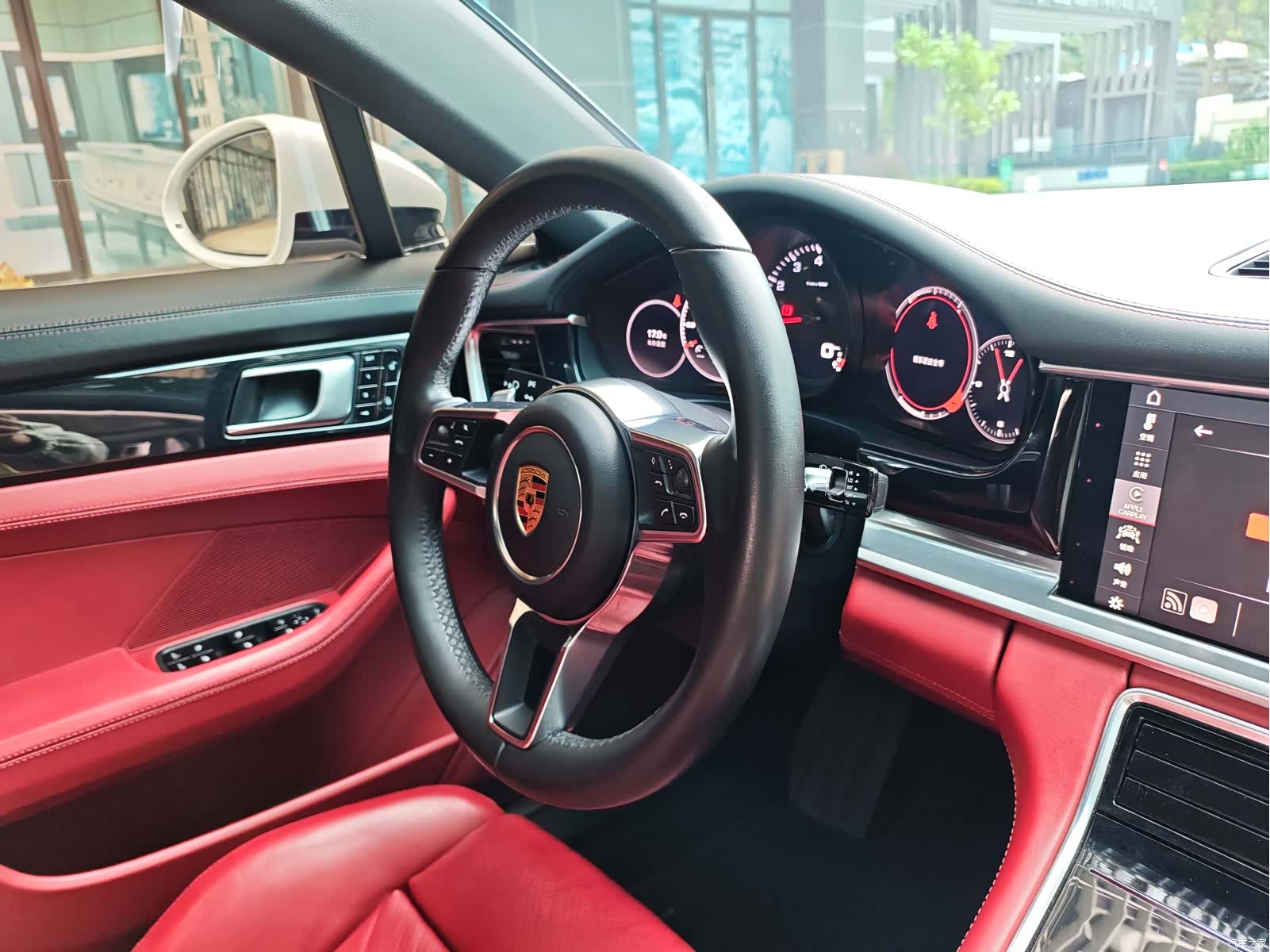Porsche Panamera, 2018 10