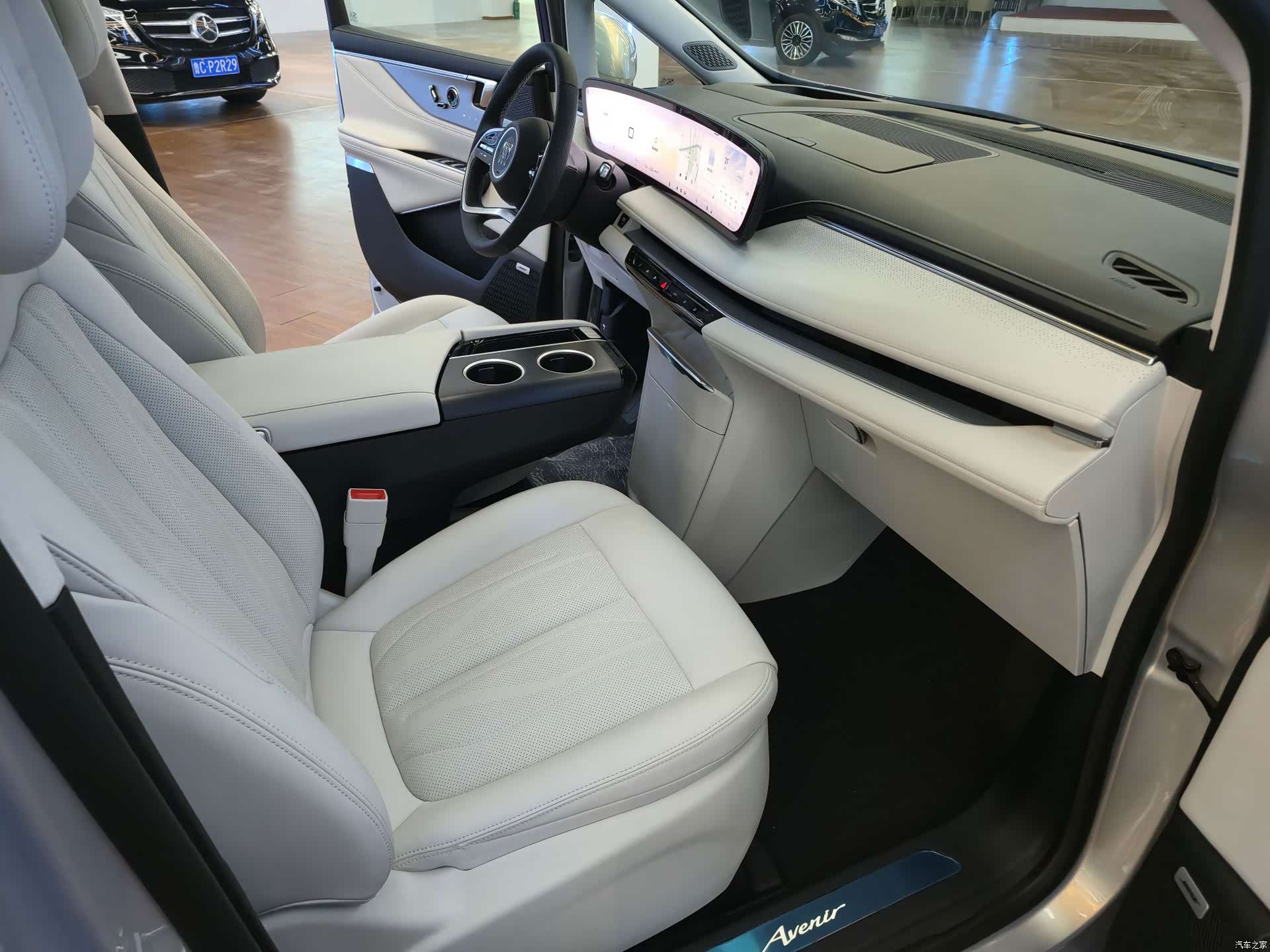Buick GL8, 2024 15