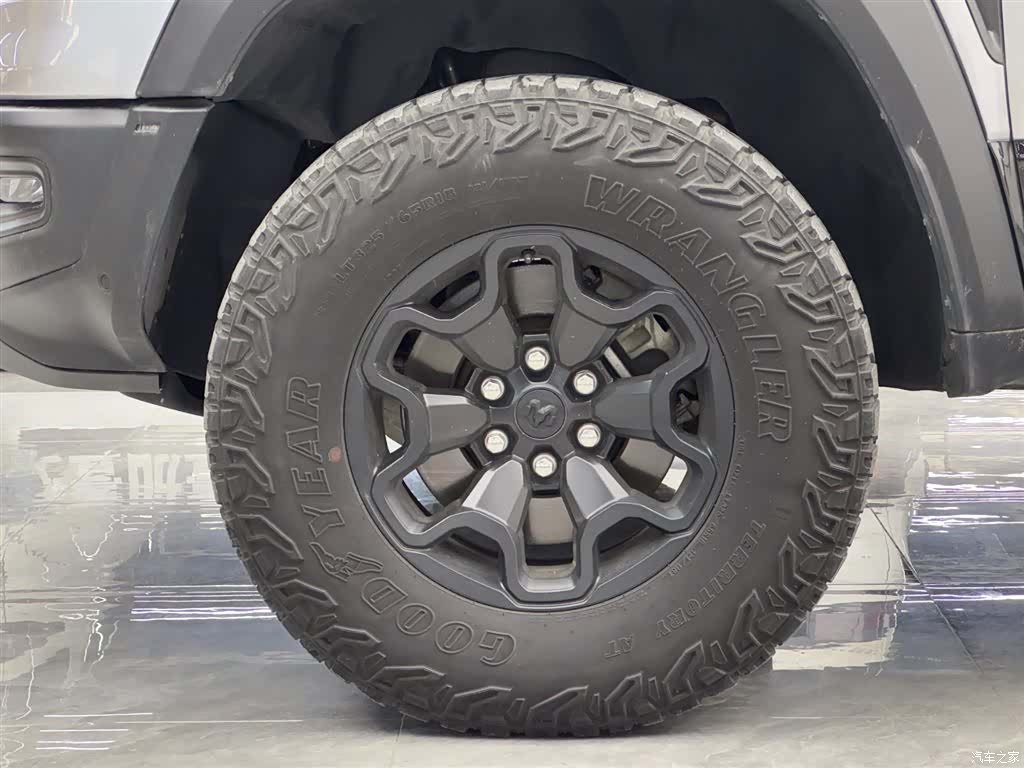 RAM Trucks, 2023 4