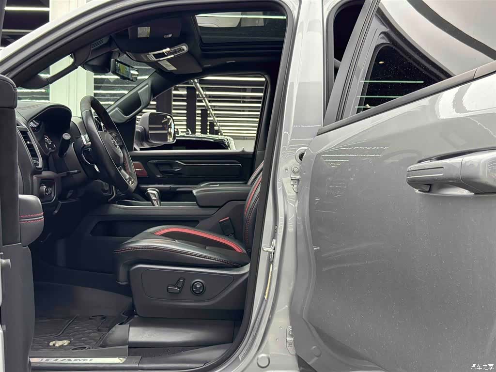 RAM Trucks, 2023 6