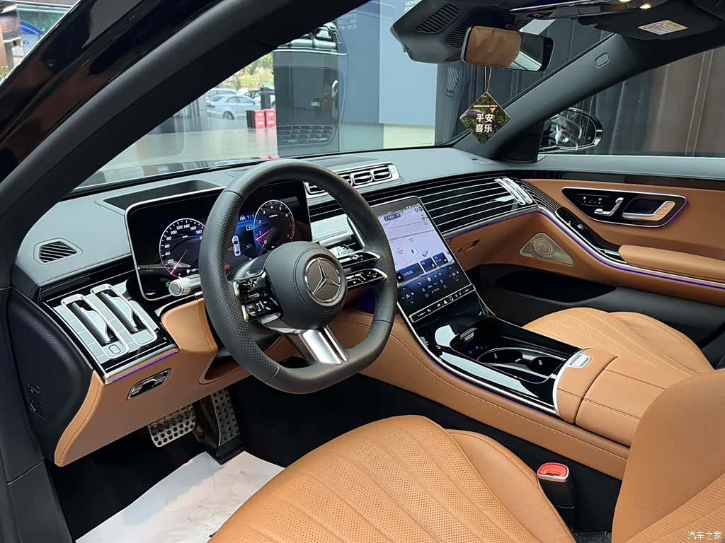 Mercedes-Benz S-Class, 2024 17