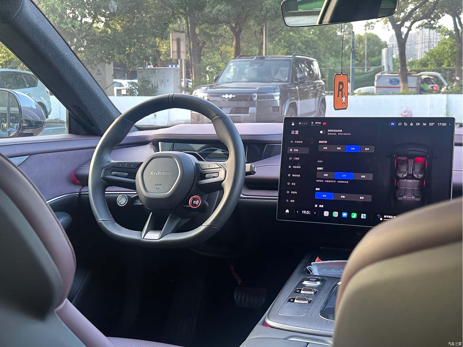 Xiaomi SU7, 2025 11