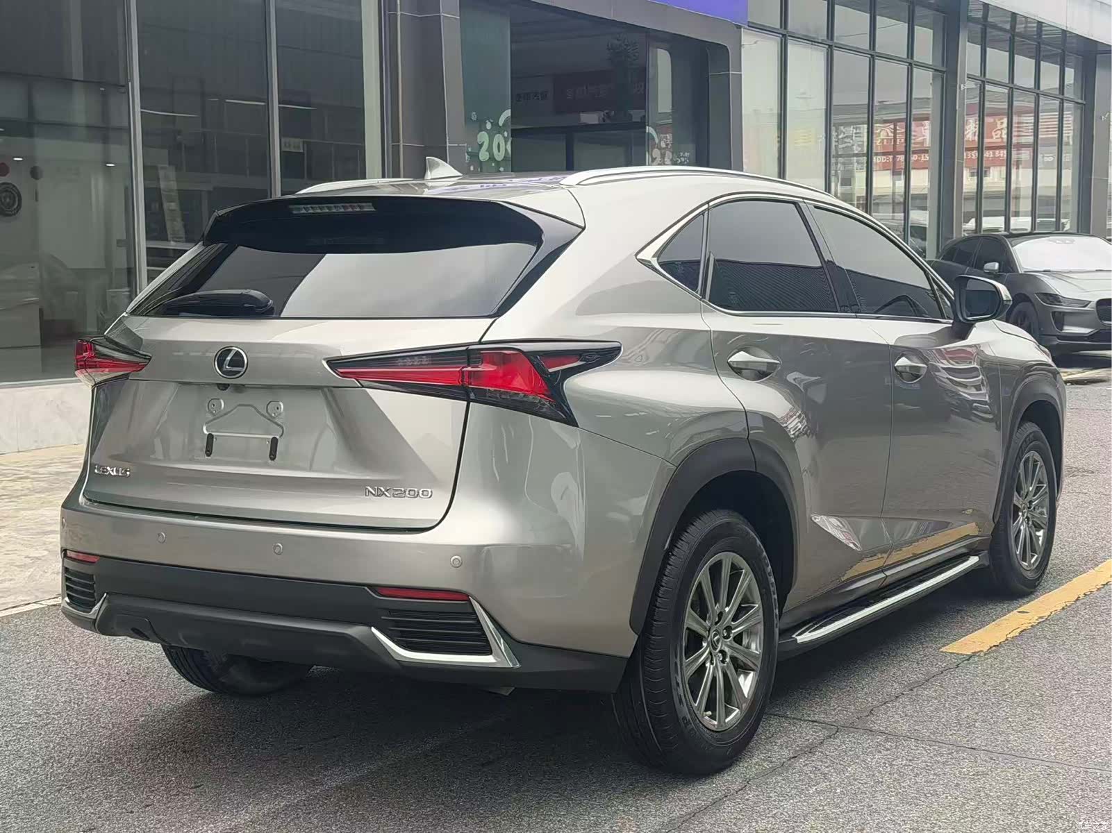 Lexus NX, 2020 10