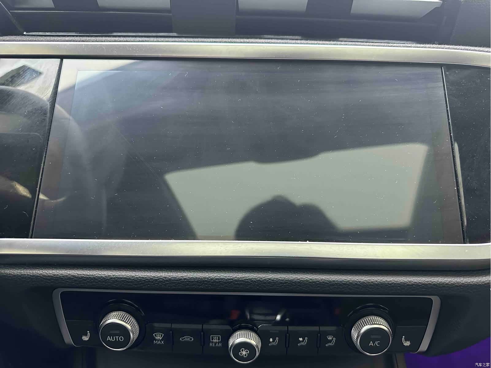Audi Q3, 2023 16