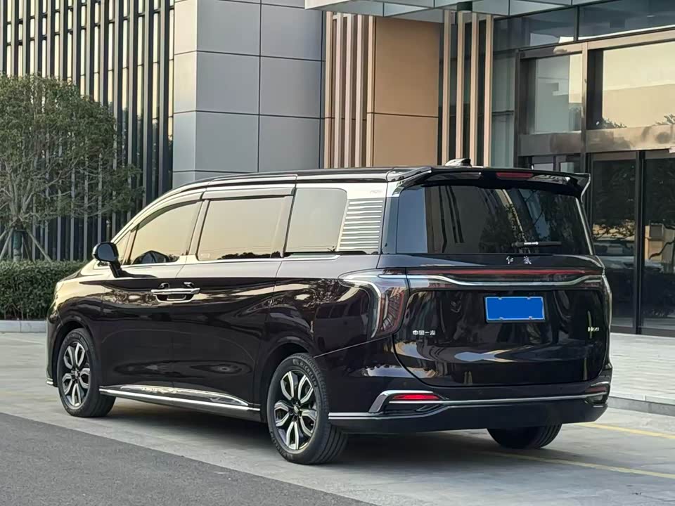 Hongqi HQ9