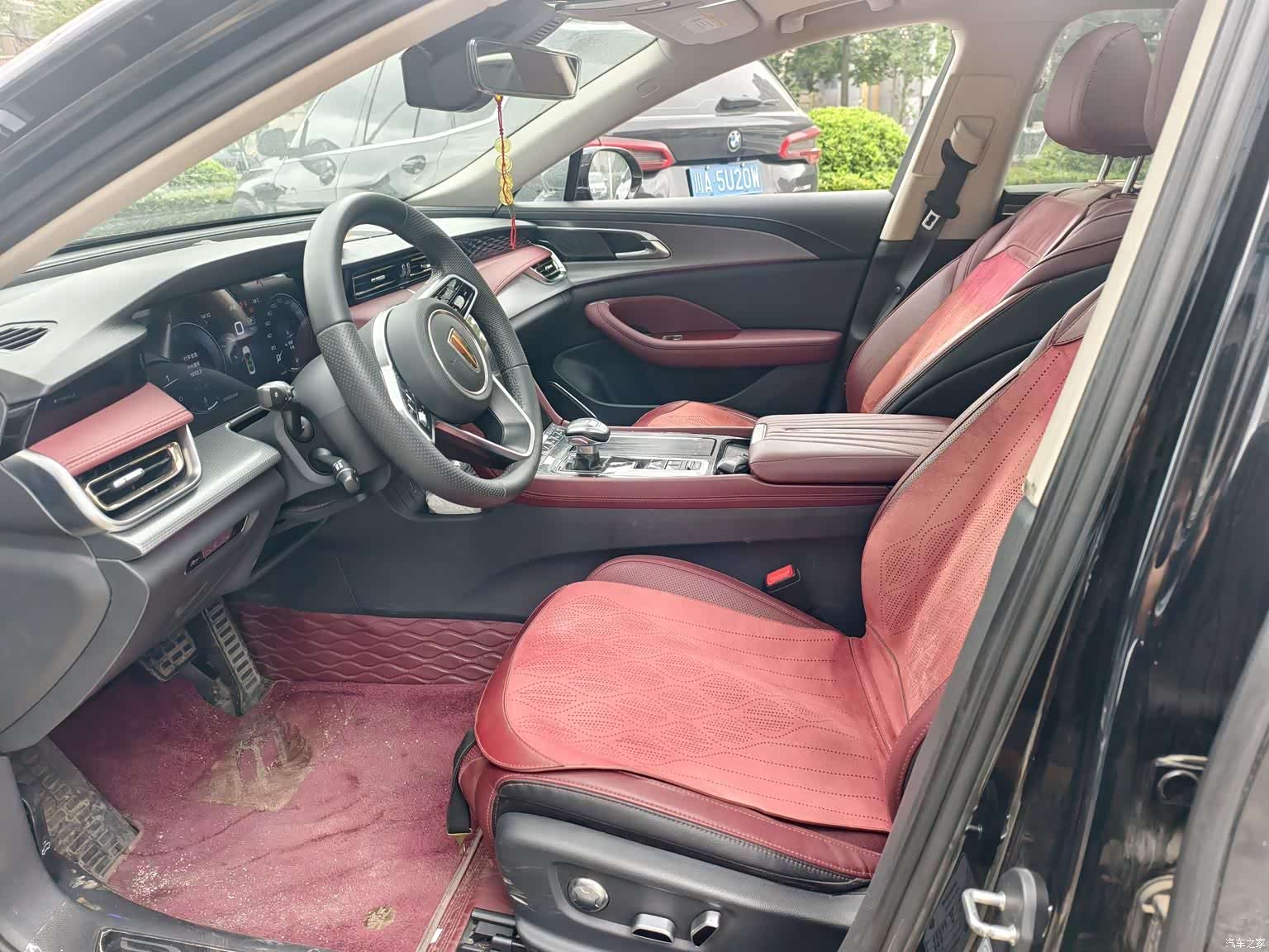 Hongqi H5, 2023 8