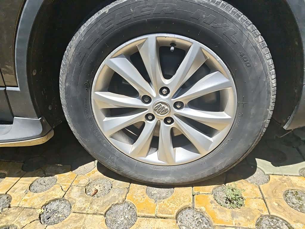 Buick Envision Plus, 2015 8