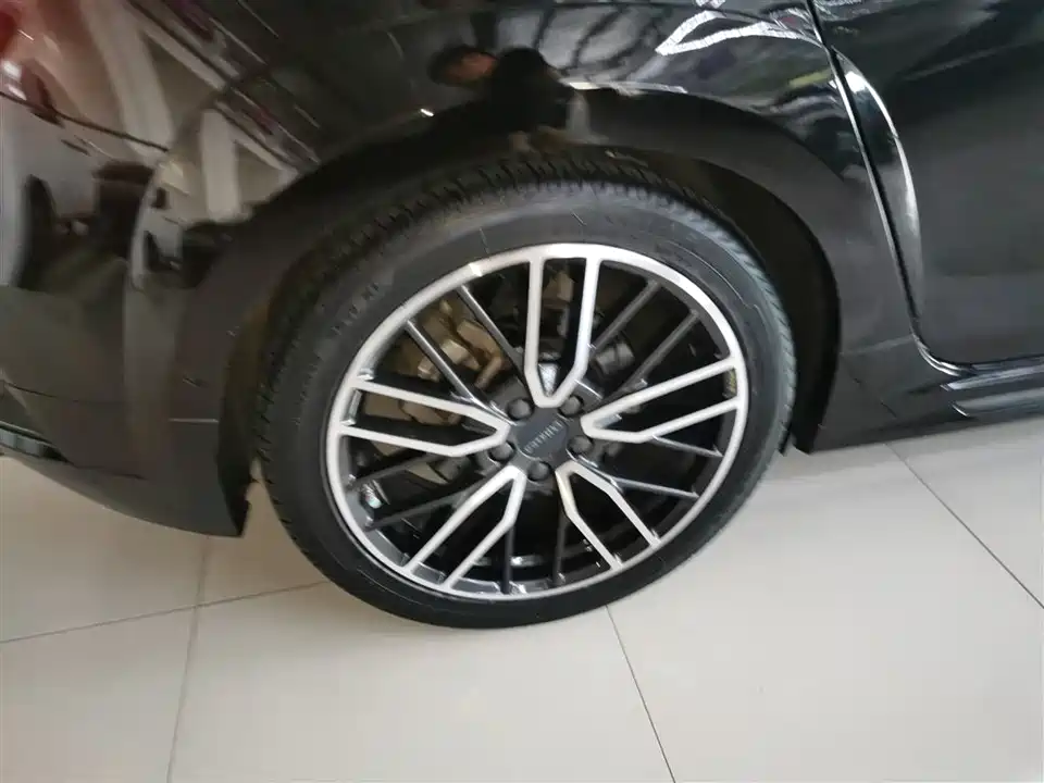 Lynk & Co 02 Hatchback