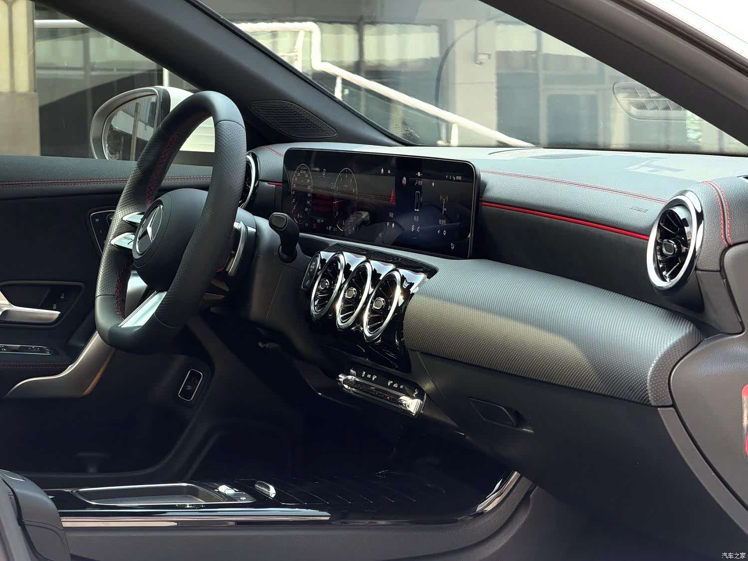 Mercedes-Benz CLA, 2024 9
