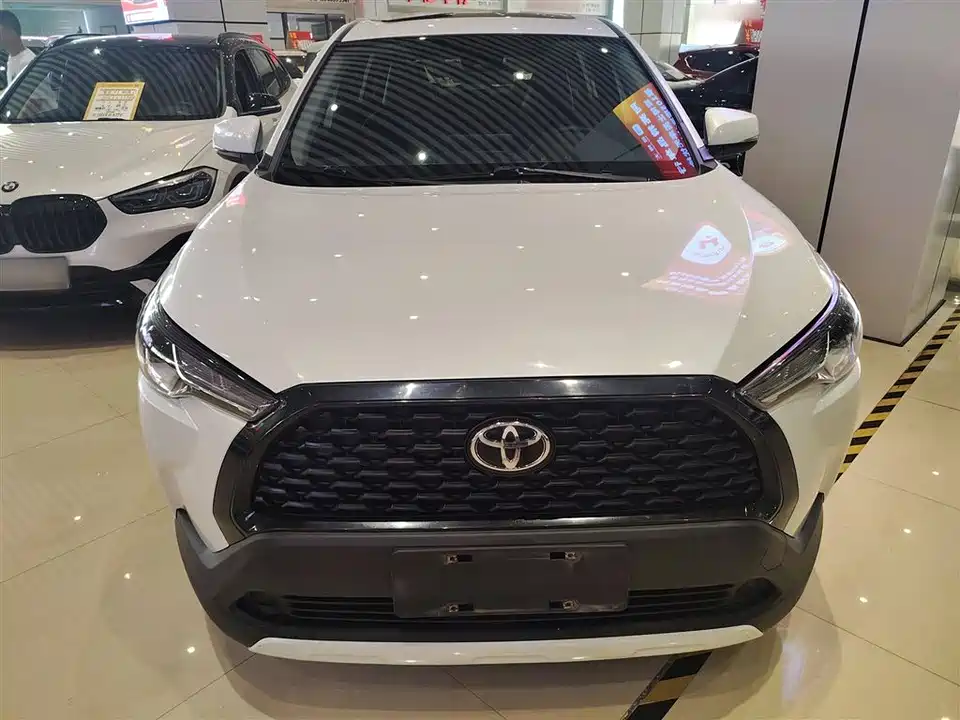 Toyota Corolla Sharp amplifier