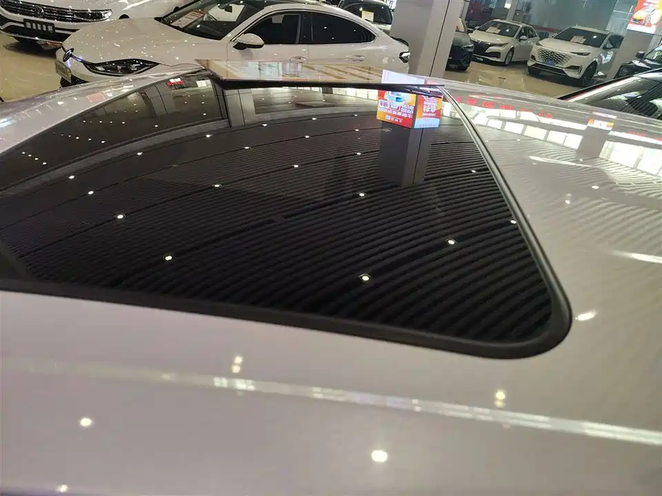 Toyota Corolla Sharp amplifier