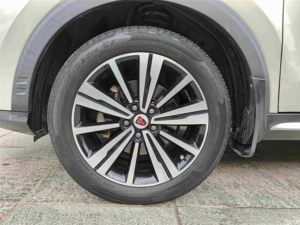 Roewe RX5, 2021 9