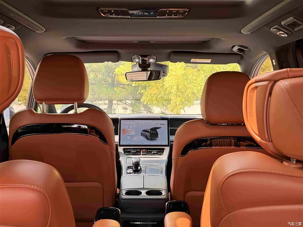 Trumpchi E9, 2024 24