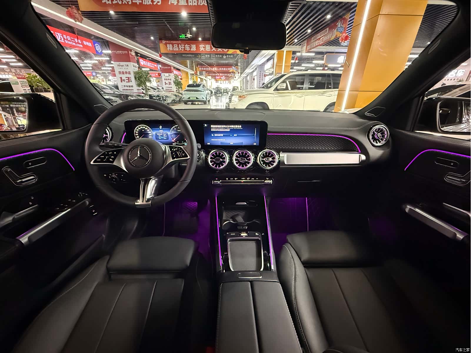 Mercedes-Benz GLB, 2026 все фото
