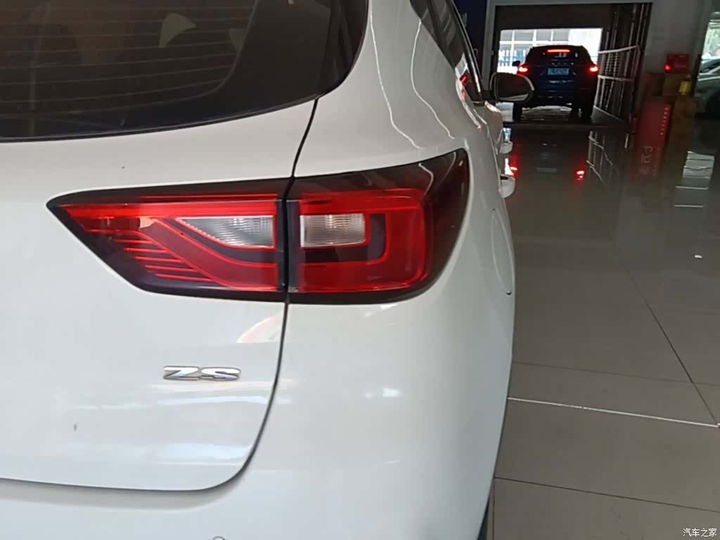 MG ZS, 2019 8