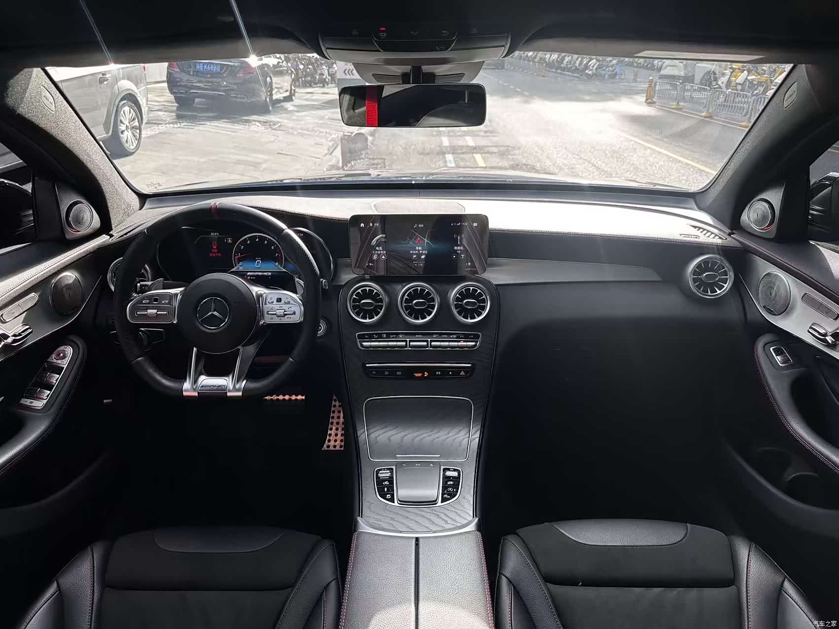 Mercedes-Benz GLC, 2022 4