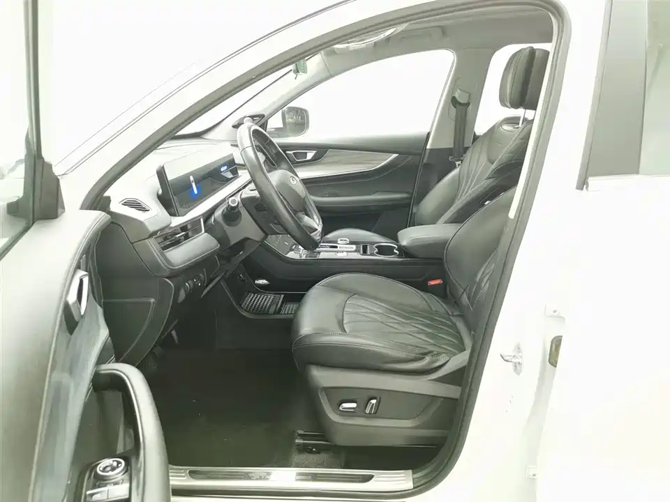 Chery Tiggo 8 PLUS Kunpeng e+