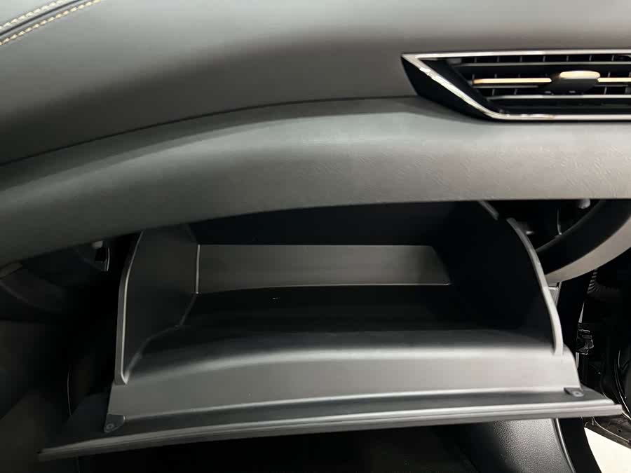 Nissan Sylphy 2025, фото 27