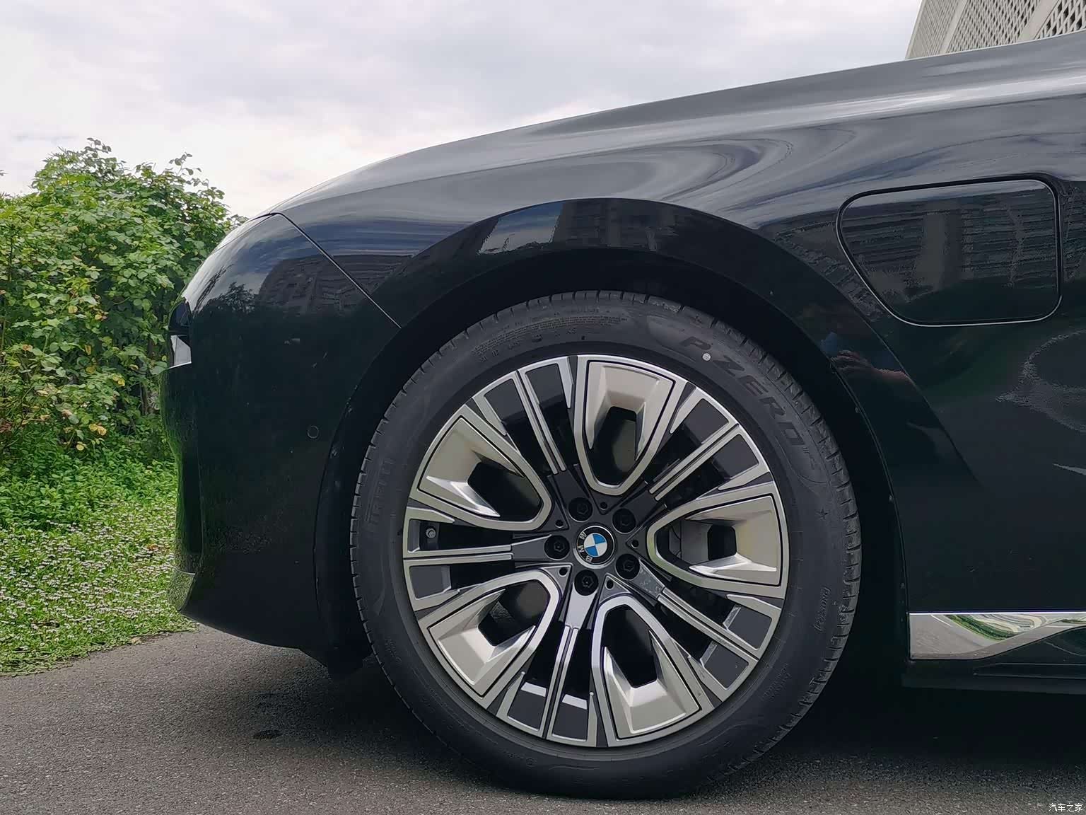 BMW i7, 2025 8