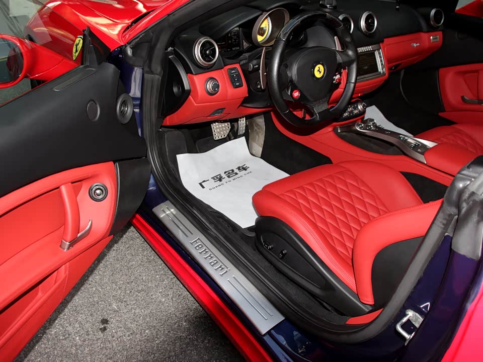 Ferrari California T