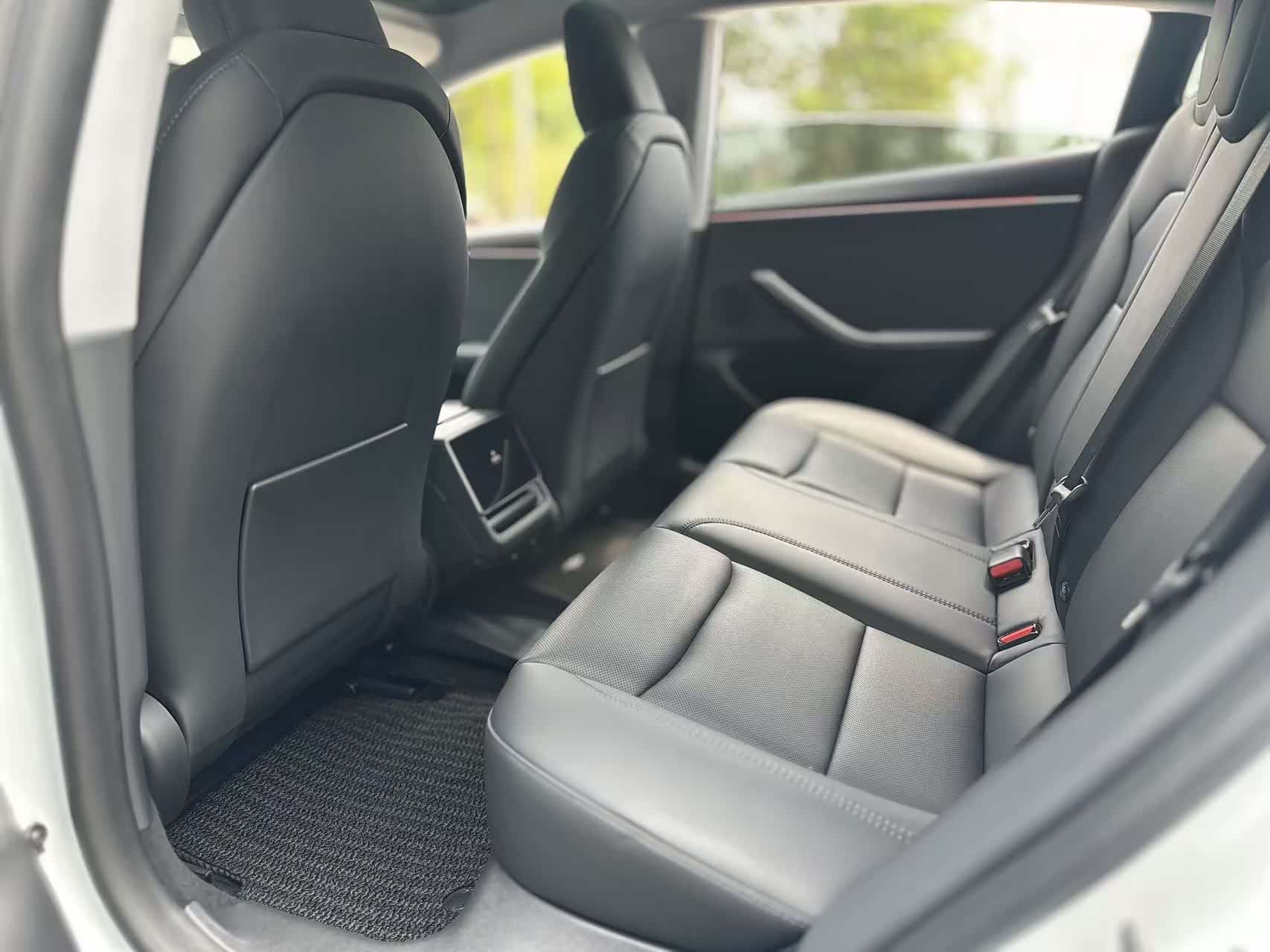 Tesla Model 3, 2024 все фото
