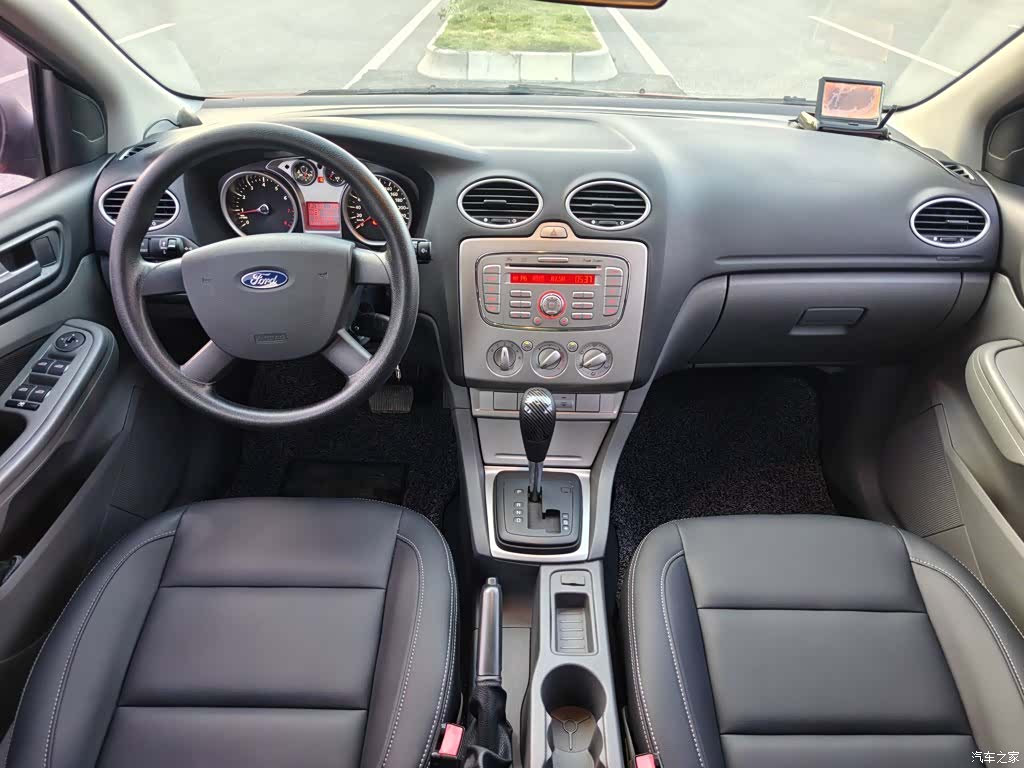Ford Focus, 2015 19