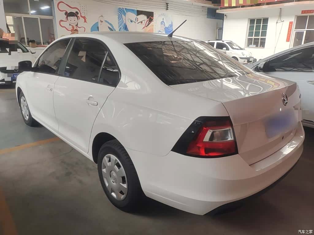 Skoda Rapid, 2018 все фото