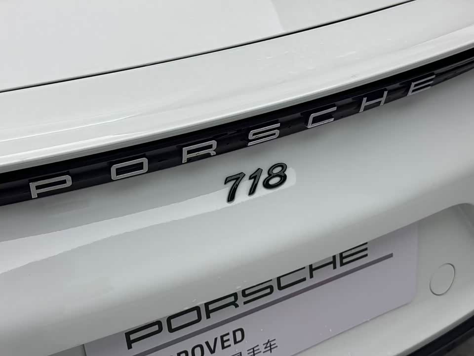 Porsche 718
