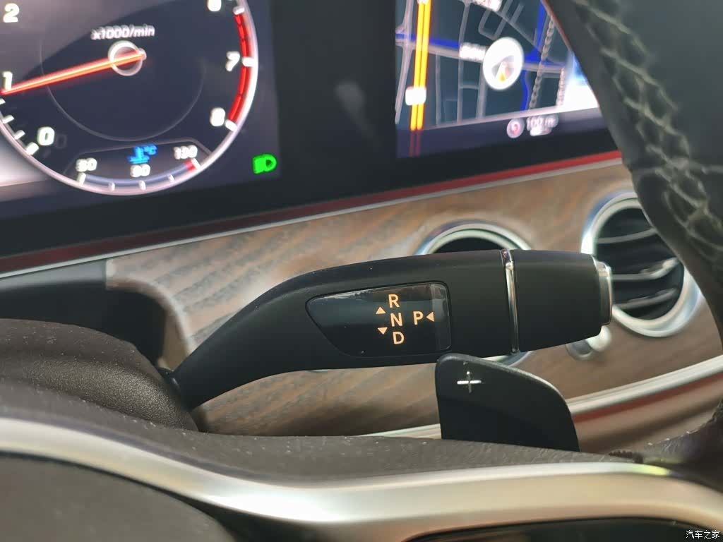Mercedes-Benz E-Class, 2020 14