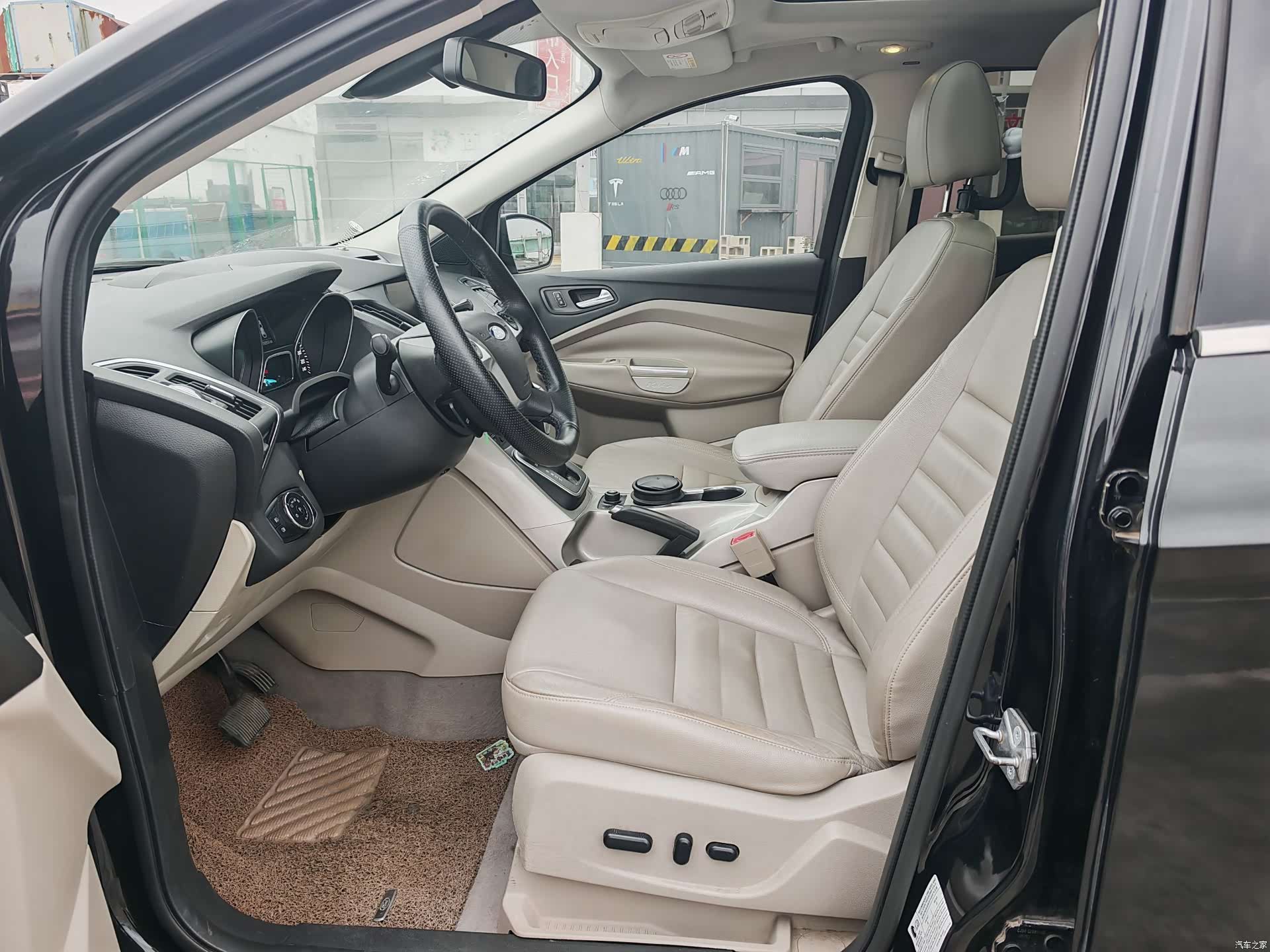 Ford Kuga, 2013 12