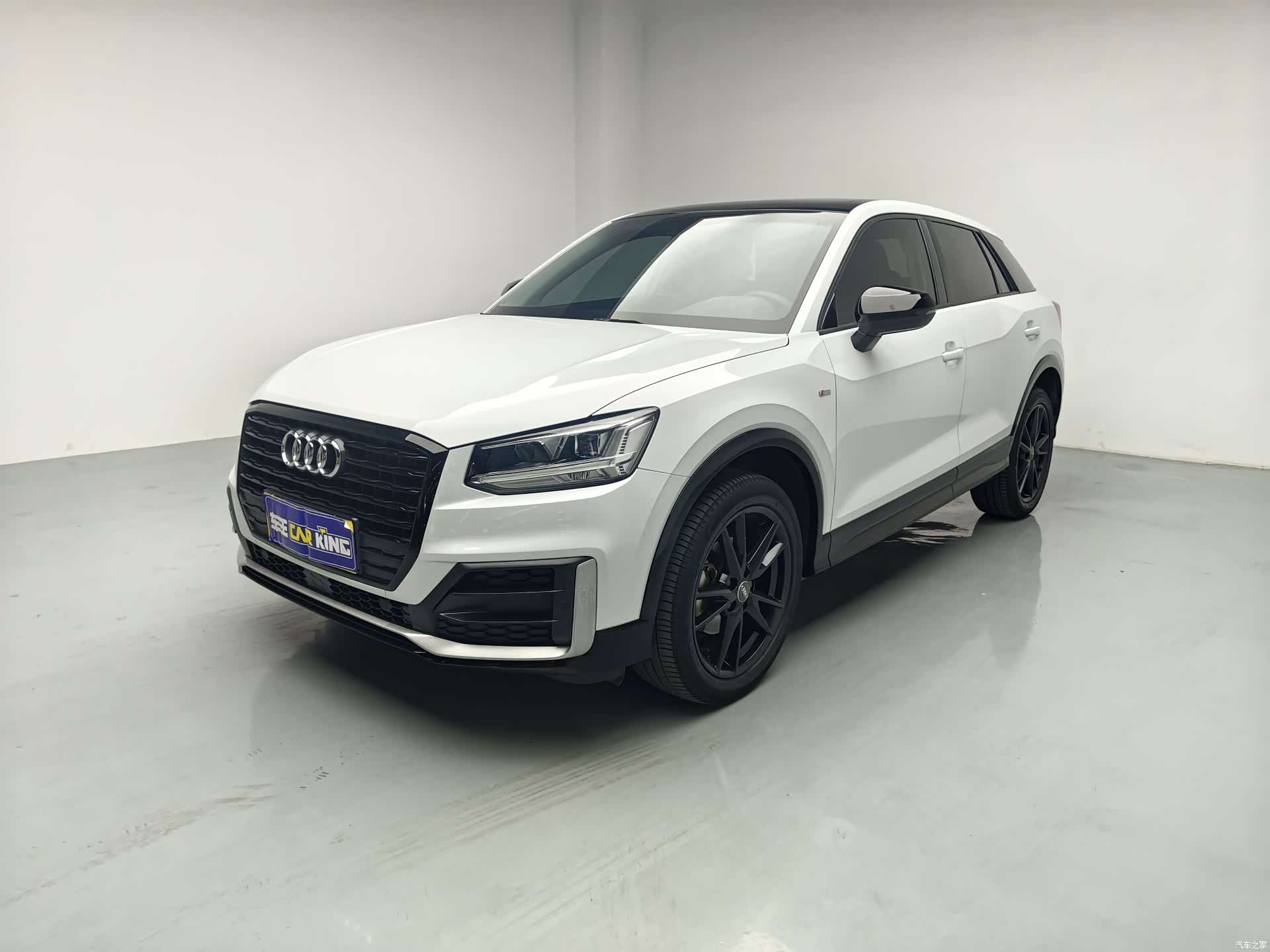 Audi Q2L, 2020 1