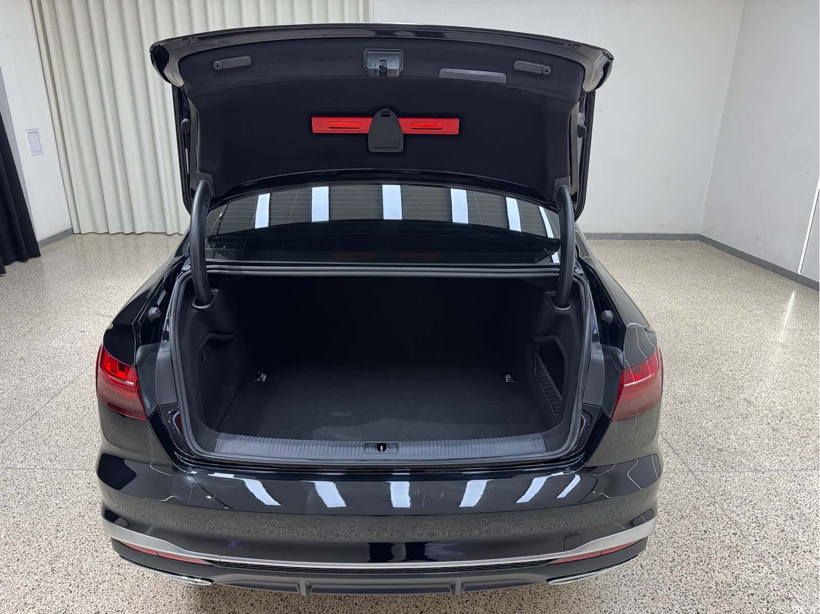 Audi A4L, 2021 32