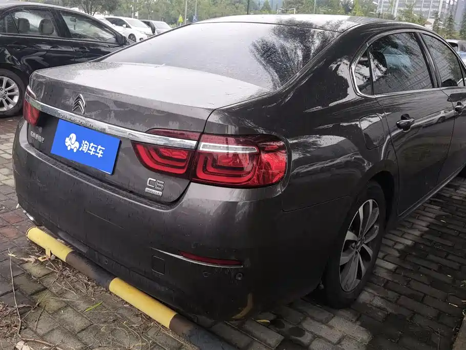 Citroen C6