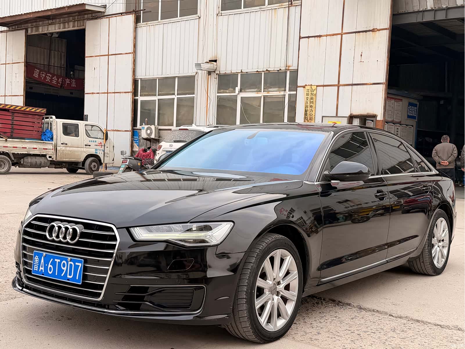 Audi A6L, 2014 1