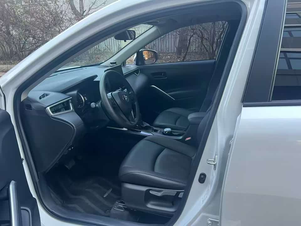 Toyota Corolla Sharp amplifier