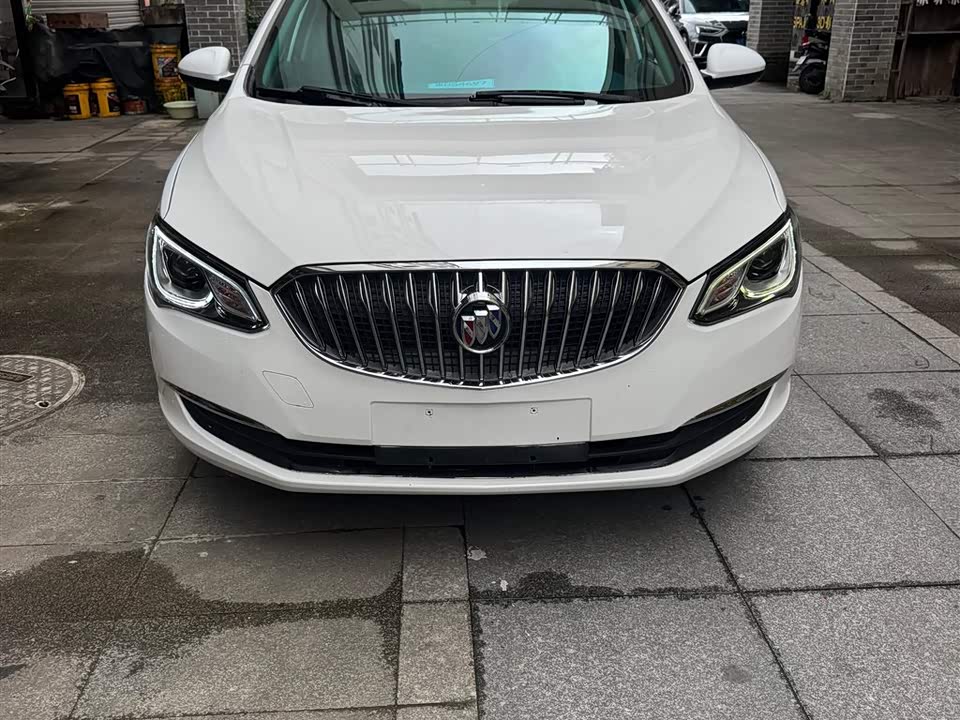 Buick Yinglang