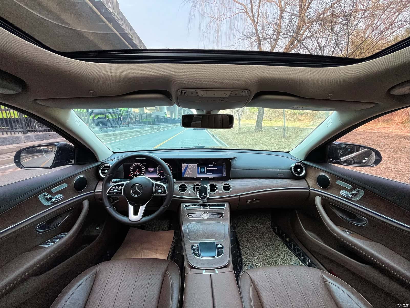 Mercedes-Benz E-Class, 2018 18