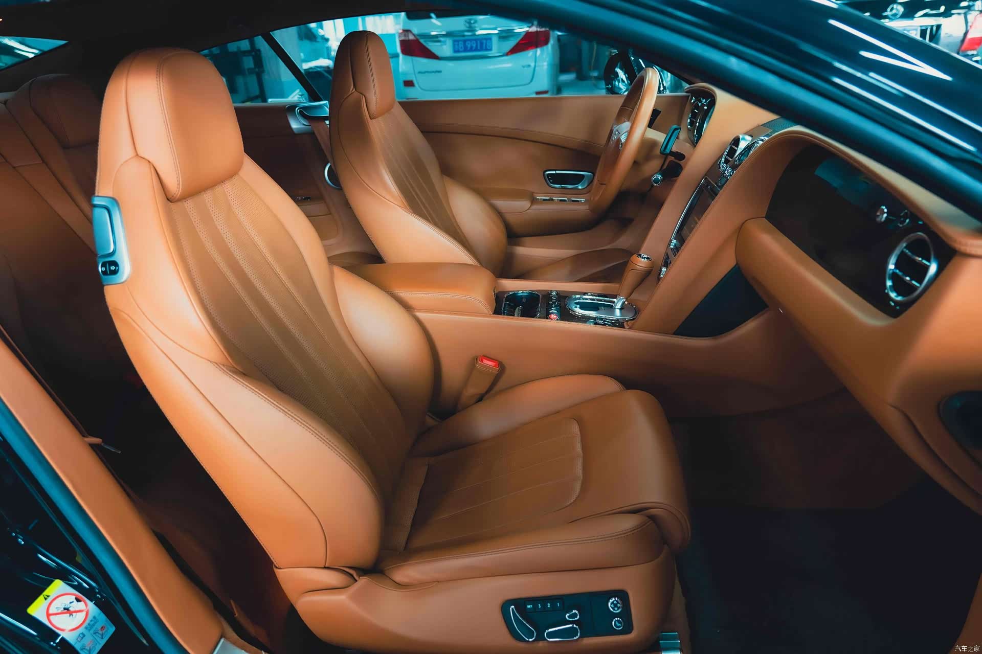 Bentley Continental GT, 2012 8