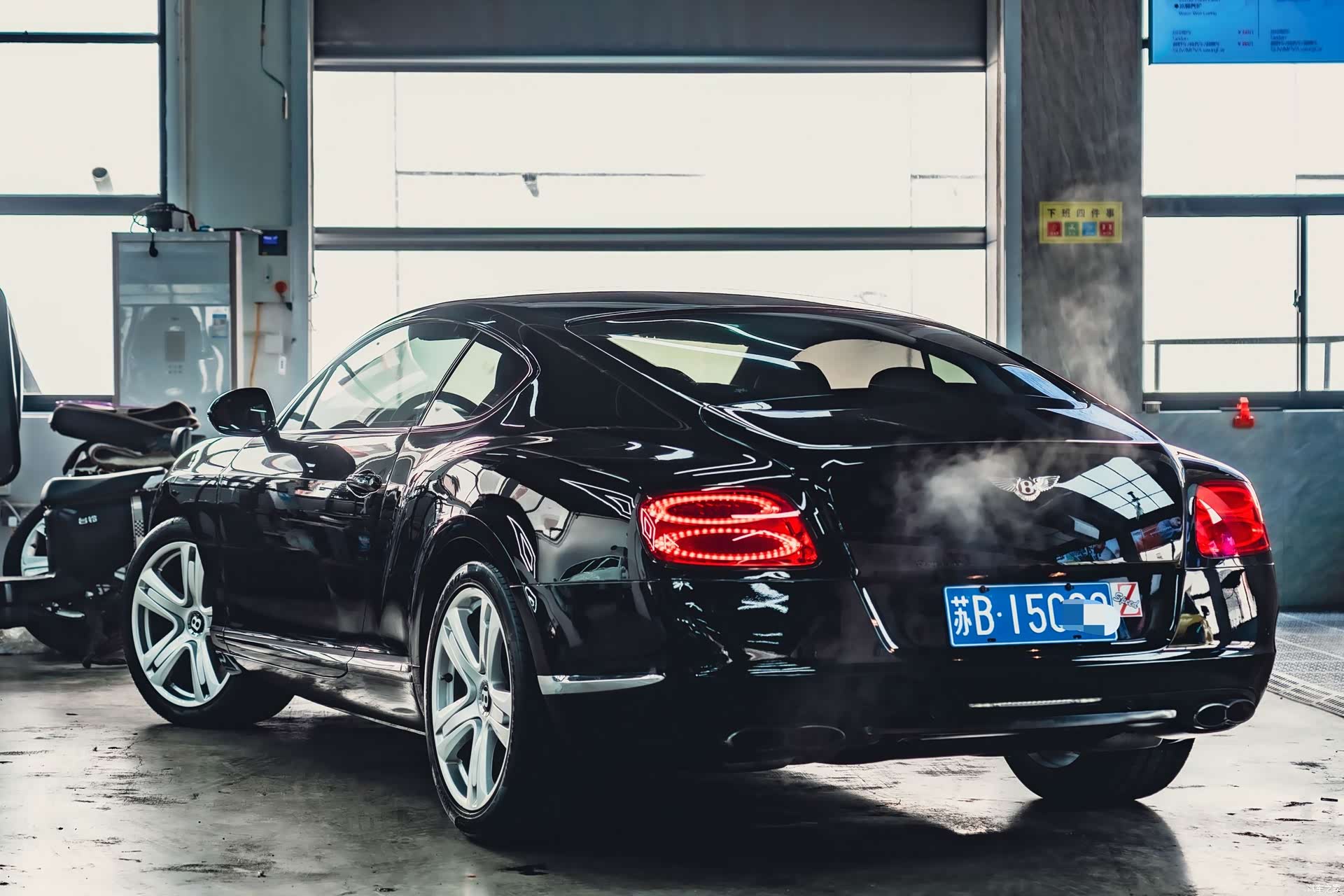 Bentley Continental GT, 2012 3